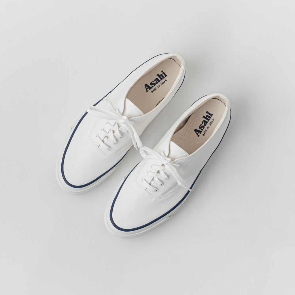 Deck on sale shoes white