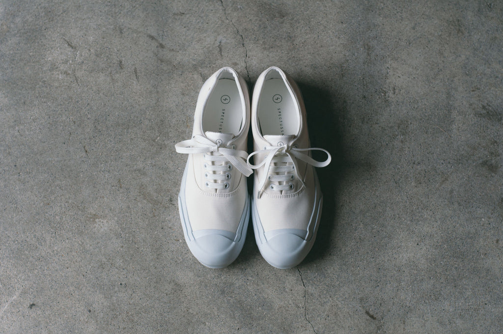 SOLID KICKS NO.1 - White – PERSICA
