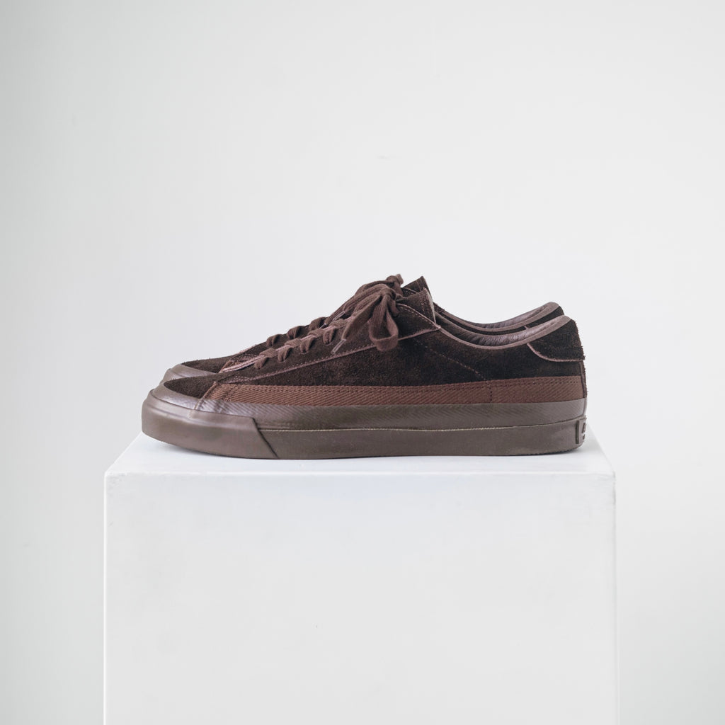 ASAHI BELTED LOW SUEDE - Brown/Brown – PERSICA