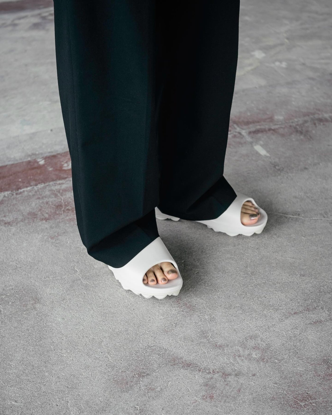 LUX-2(AIR STUDDED SOLE®) - OffWhite/OffWhite – PERSICA