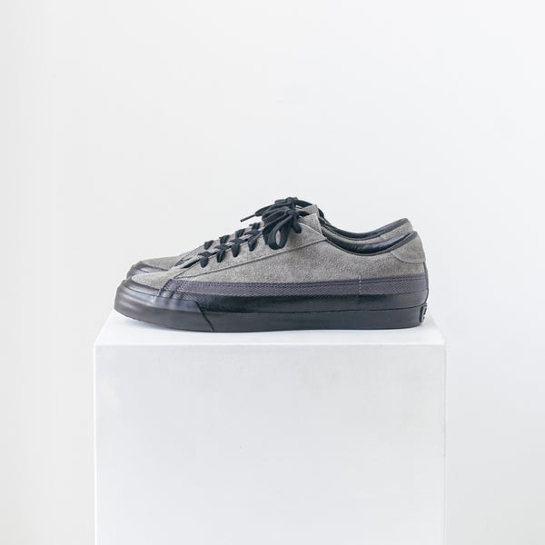 ASAHI BELTED LOW SUEDE - Charcoal/Black
