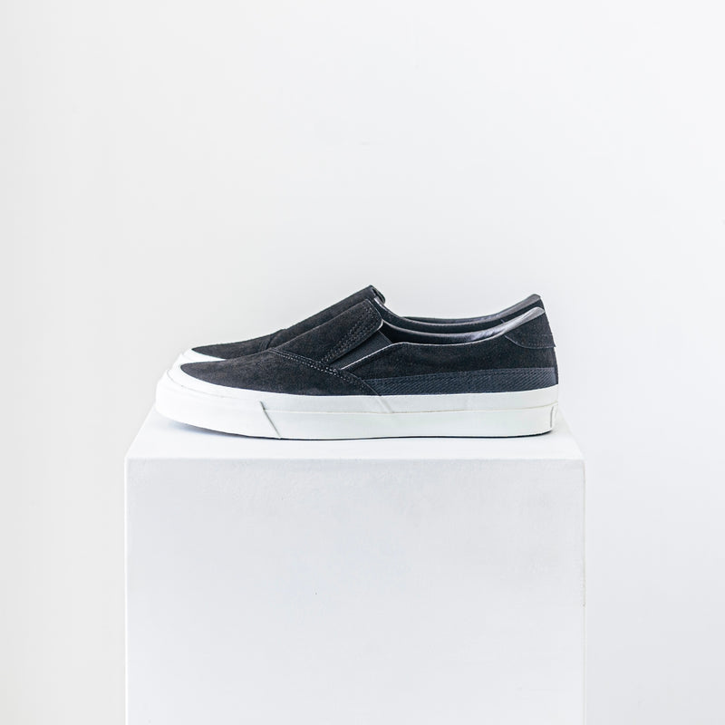 ASAHI BELTED SLIP-ON SUEDE - Black