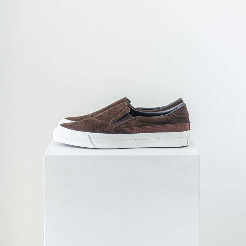ASAHI BELTED SLIP-ON SUEDE - Brown