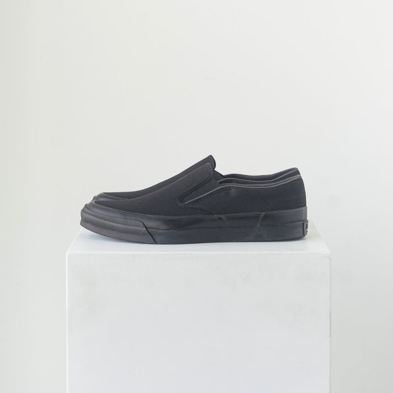 ASAHI DECK SLIP-ON - Black/Black