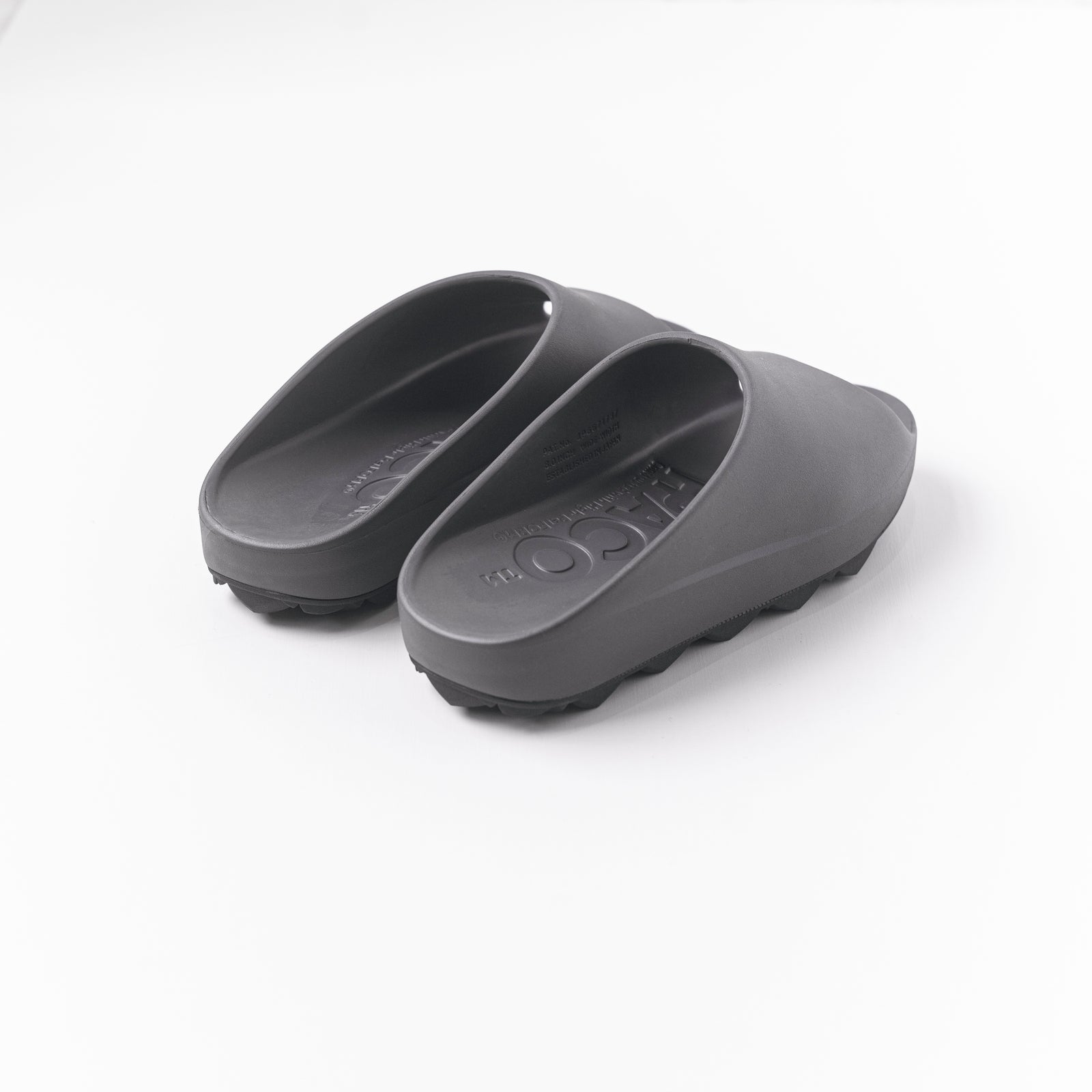 LUX-2(AIR STUDDED SOLE®) - DarkGray/Black – PERSICA